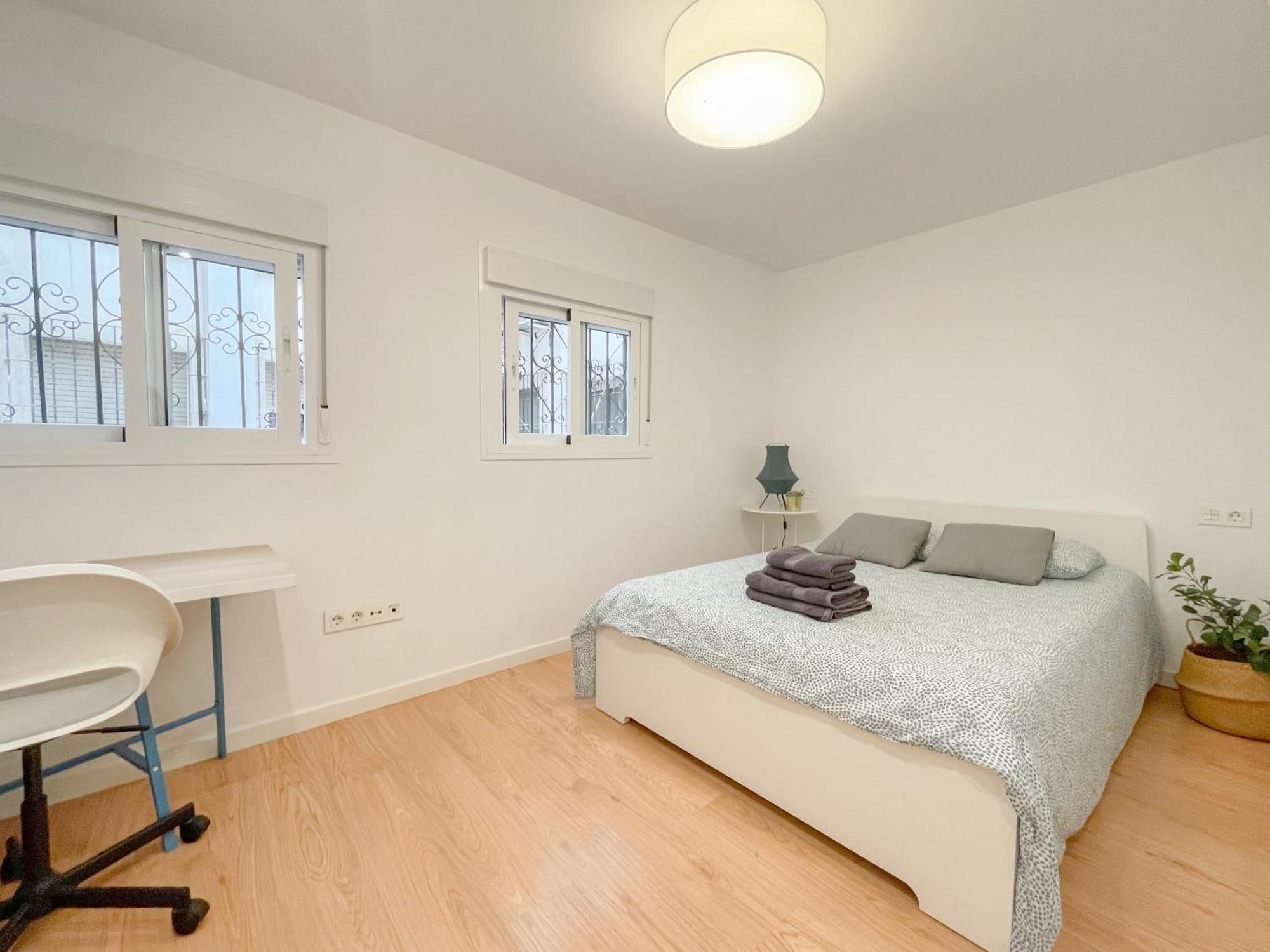 מאלגה Moderno Apartamento Plz De La Merced מראה חיצוני תמונה