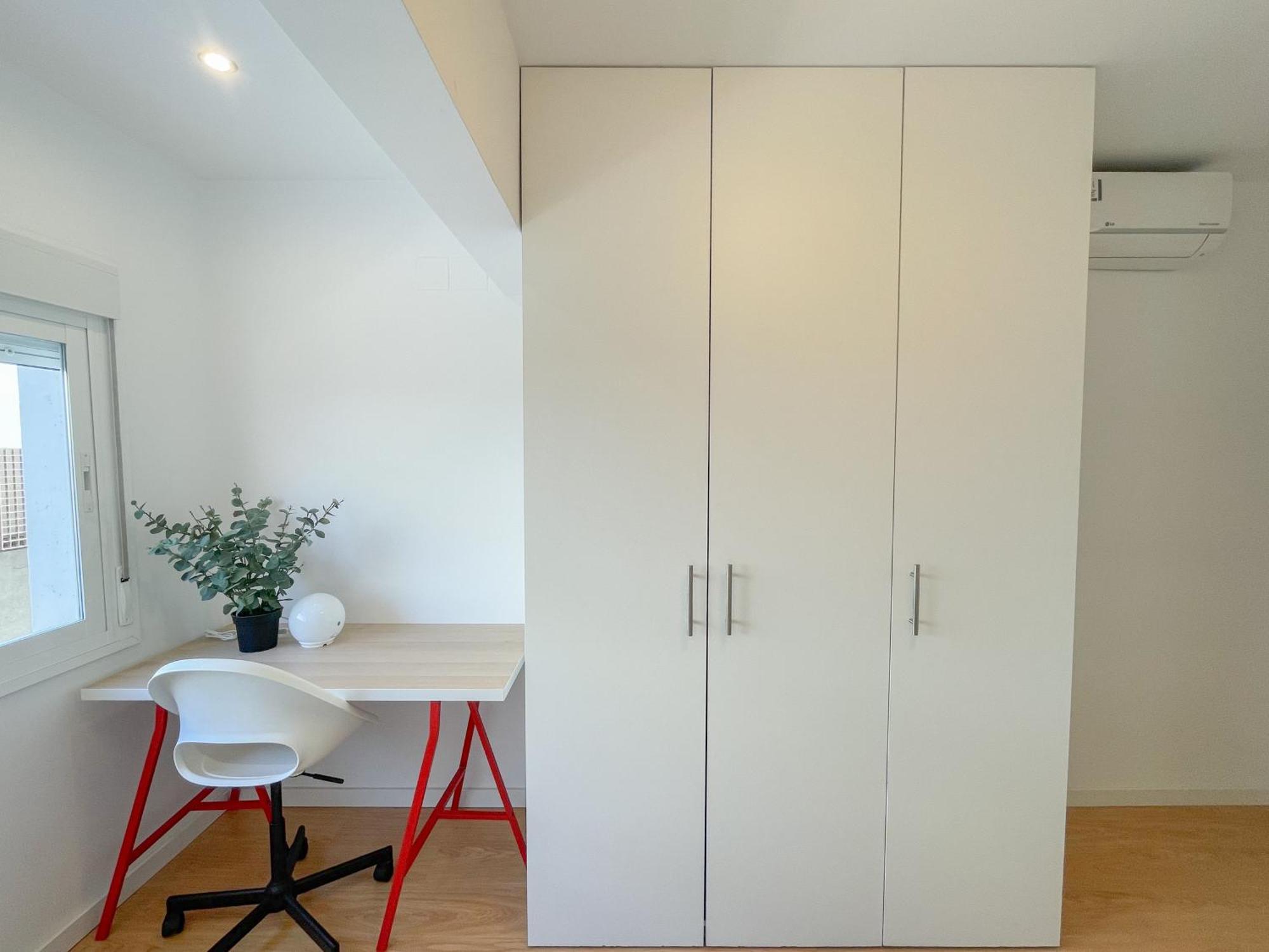 מאלגה Moderno Apartamento Plz De La Merced מראה חיצוני תמונה