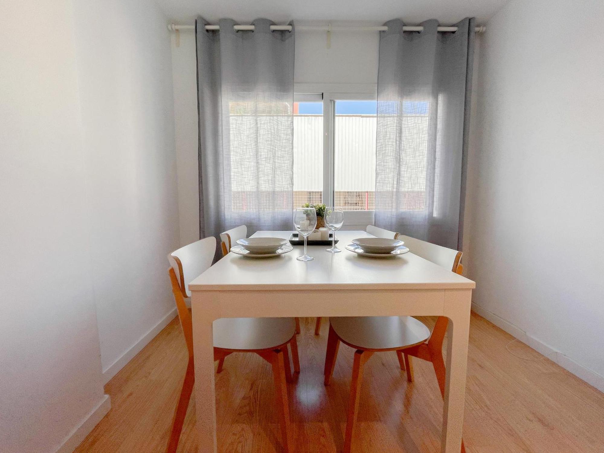 מאלגה Moderno Apartamento Plz De La Merced מראה חיצוני תמונה